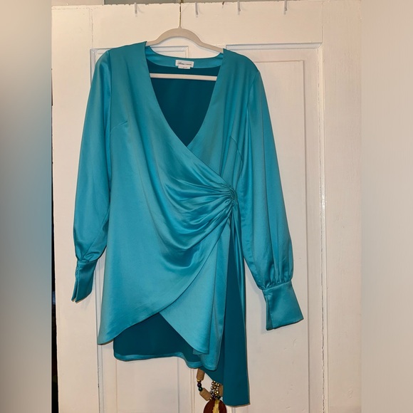 Lovers & Friends Dress - Picture 2 of 3